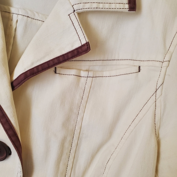Fitted cream, light jean material, jacket with brown stitching/button detail - Picture 4 of 7